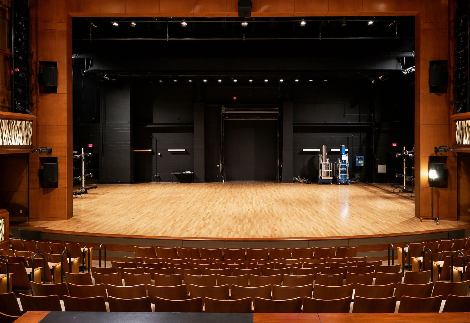 Performing arts theater with L-Evate™ Theater sprung dance flooring